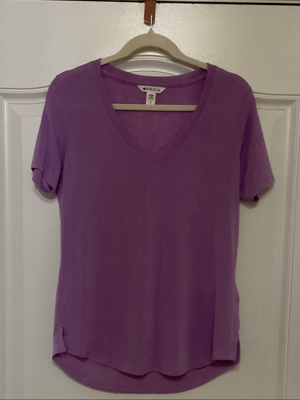 Athleta Lilac V-Neck Short Sleeve Tee